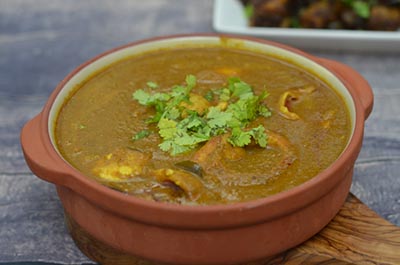 Egg Curry | Muttai Kulambu | South Indian Style Egg Curry